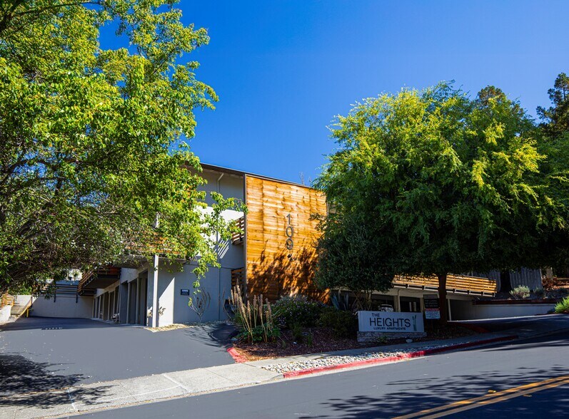 More Photos Of 109 Professional Center Pky, San Rafael Apartments For Sale