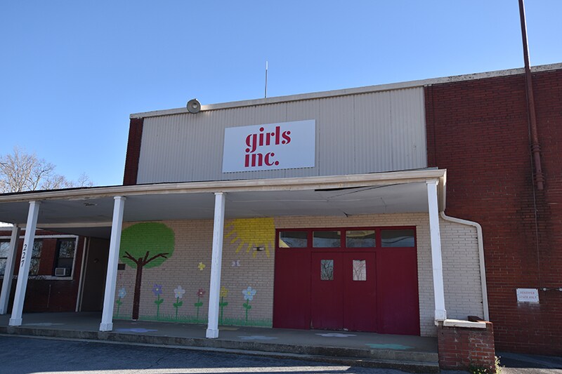 More Photos Of 227 Library Ln, Johnson City Specialty For Sale