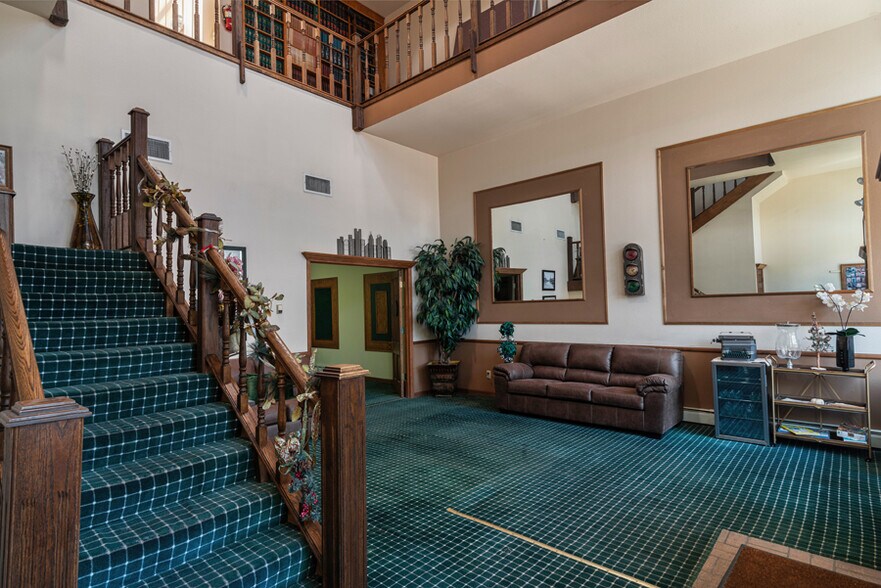 More Photos Of 323 S Union Ave, Pueblo Office For Sale
