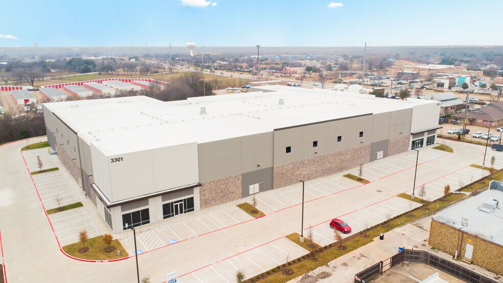 More Photos Of 3301 Enterprise Dr, Rowlett Warehouse For Sale