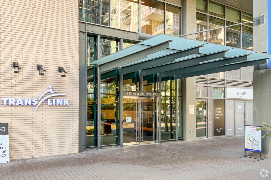 More Photos Of 287 Nelson's Crt, New Westminster Office For Lease