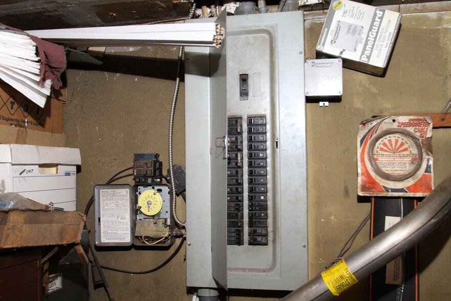 More Photos Of 2140 Conway Wallrose Rd, Freedom Auto Repair For Sale