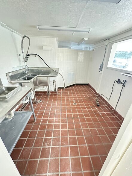 More Photos Of 45 Bible St, Cos Cob Storefront Retail Residential For Lease