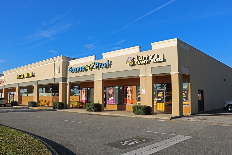 More Photos Of 8102 Blanding Blvd, Jacksonville Unknown For Lease