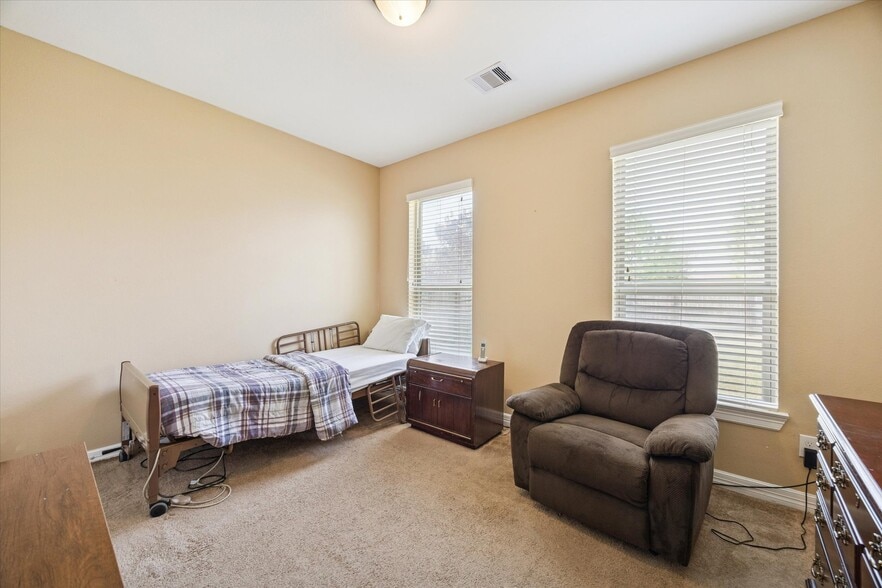 More Photos Of 4218 Brannon Branch Ct, Fulshear Healthcare For Sale