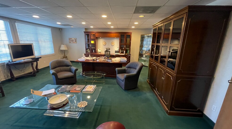 More Photos Of 271 US Highway 46, Fairfield Office Residential For Sale