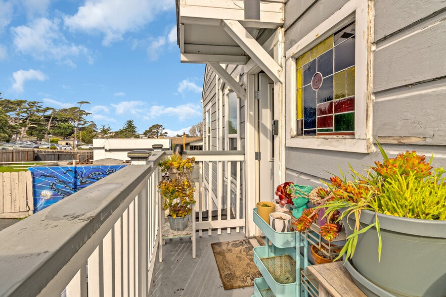 More Photos Of 883 Lighthouse Ave, Monterey General Retail For Sale