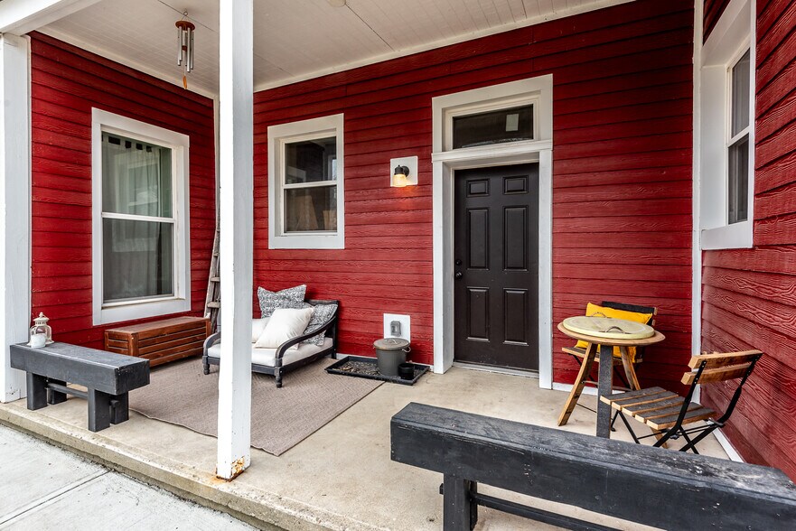 More Photos Of 320 N Mechanic St, Lebanon Multifamily For Sale