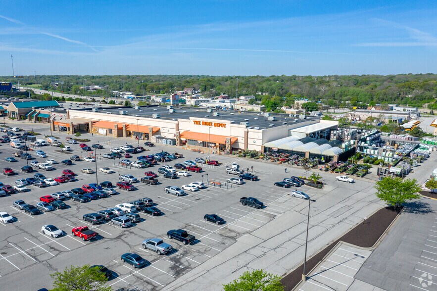 More Photos Of 5710-5840 Antioch Rd, Merriam Unknown For Lease