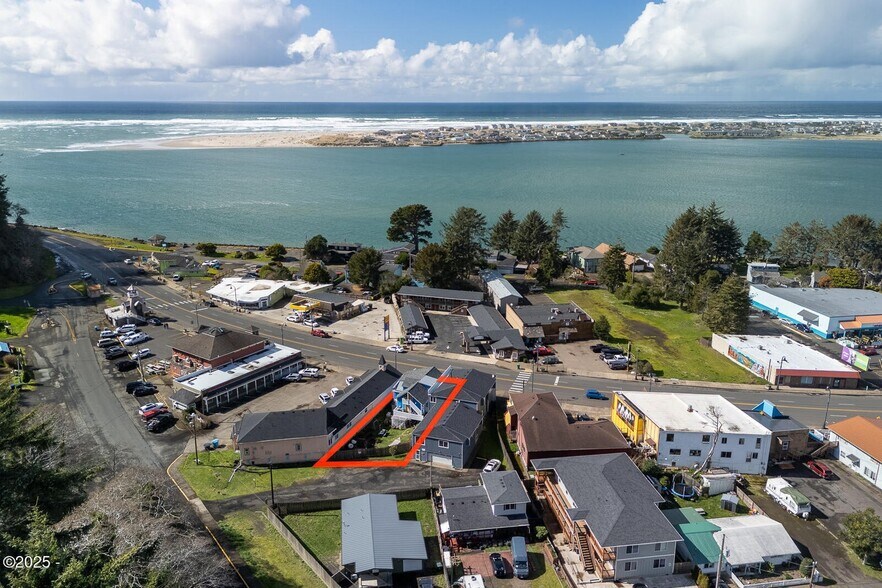 More Photos Of 205 SW Highway 101, Waldport Storefront For Sale