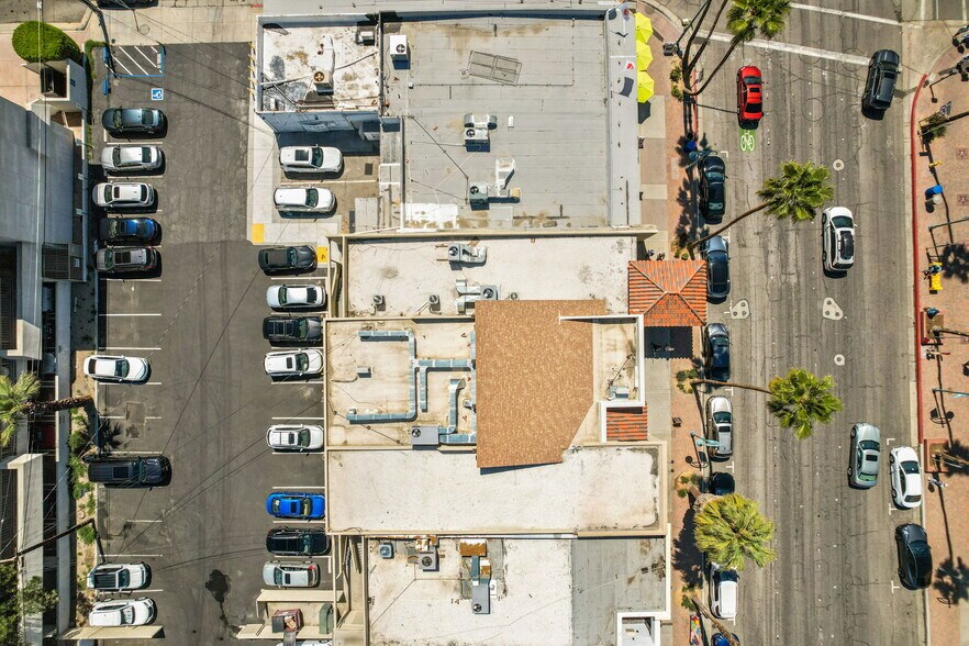 More Photos Of 310-320 N Palm Canyon Dr, Palm Springs Unknown For Lease