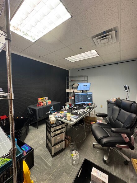 More Photos Of 6455 E Johns Xing, Johns Creek Office For Lease