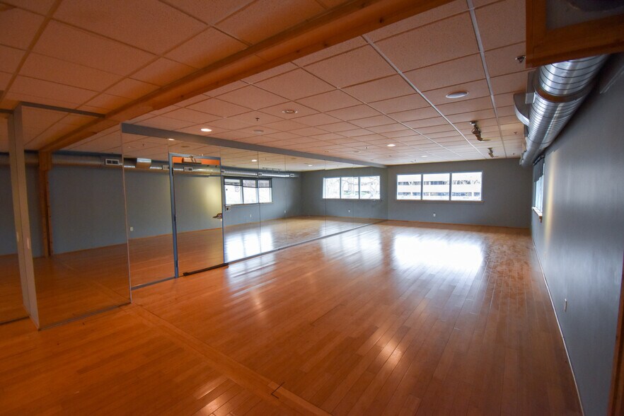 More Photos Of 353 W Drake Rd, Fort Collins Storefront Retail Office For Lease