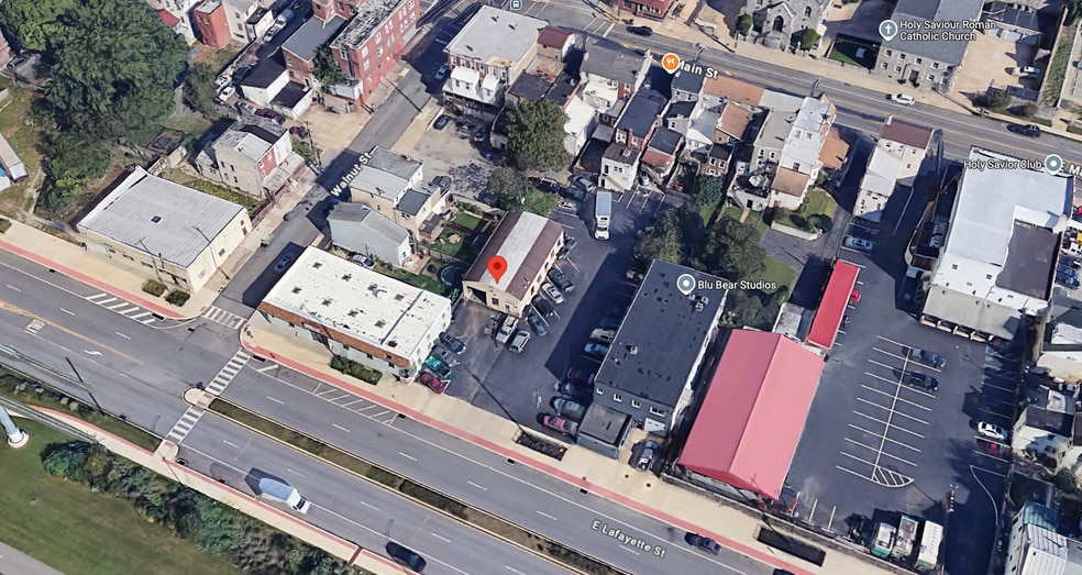 More Photos Of 409 E Lafayette St, Norristown Auto Repair For Sale