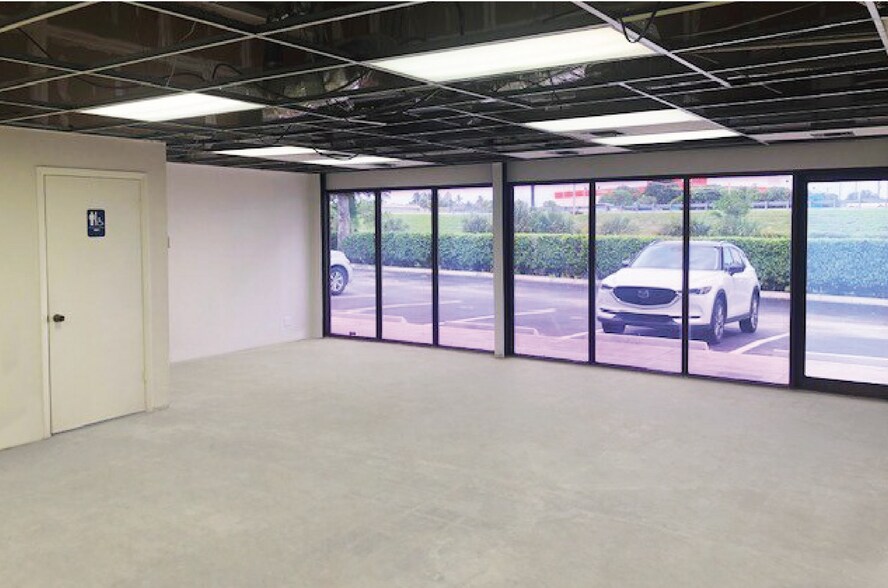 More Photos Of 5801-5821 N Andrews Way, Fort Lauderdale Light Manufacturing For Lease