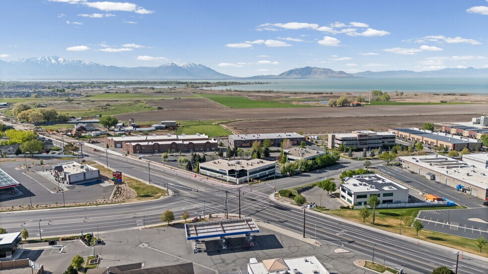 More Photos Of 1365 W Business Park Dr, Orem Office For Lease