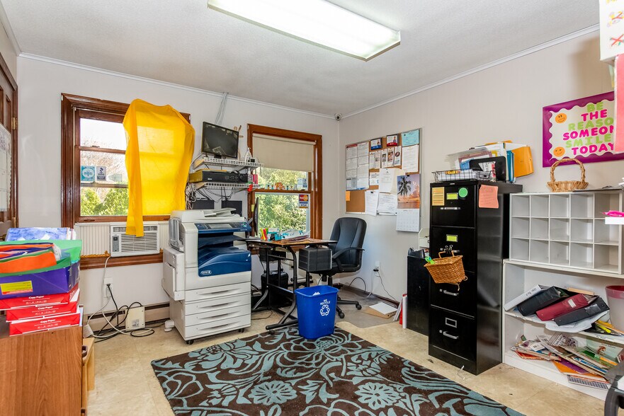 More Photos Of 105 Durham Rd, Dover Daycare Center For Sale