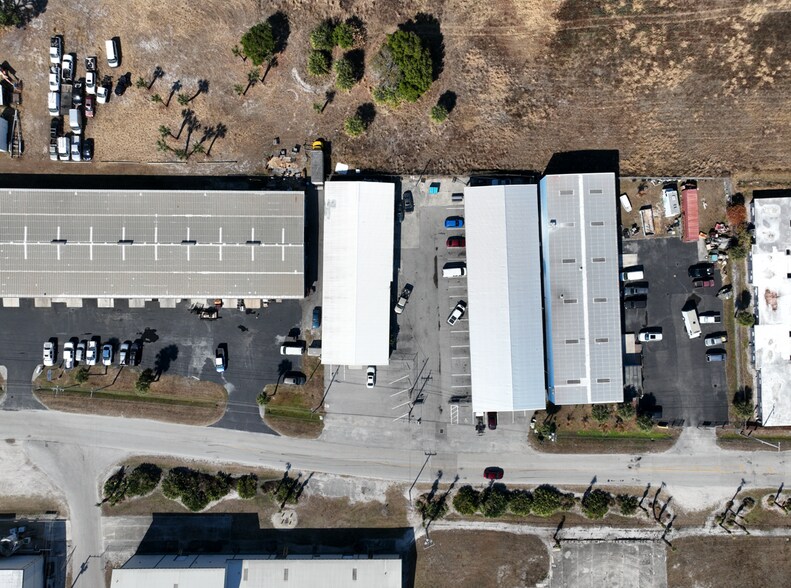 More Photos Of 408-412 Farmers Market Rd, Fort Pierce Warehouse For Sale