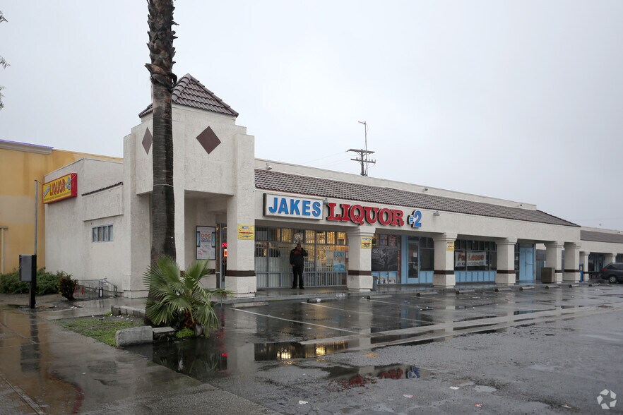 More Photos Of 5900-5924 Atlantic Blvd, Maywood Unknown For Lease