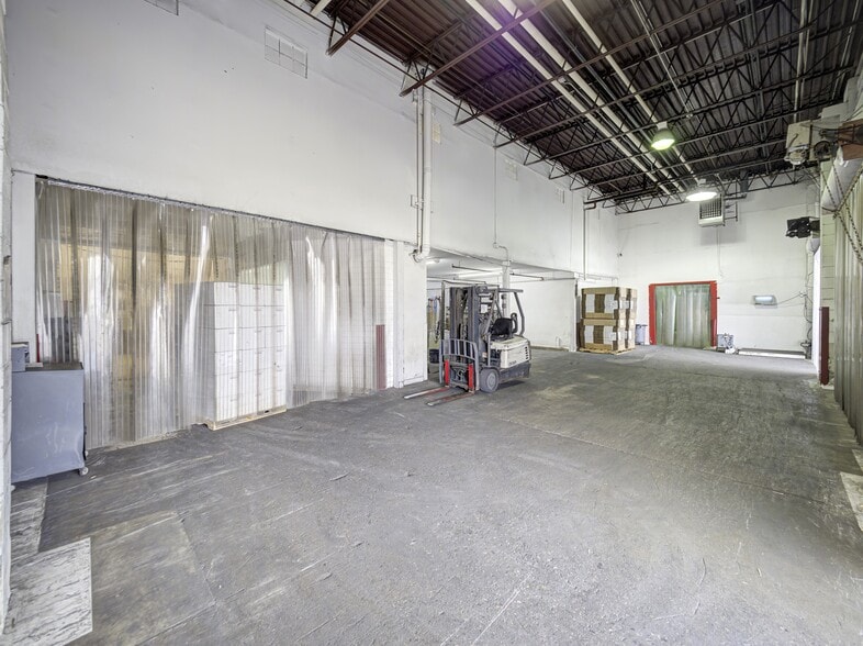 More Photos Of 508-529 E 35th St, Paterson Refrigeration Cold Storage For Lease