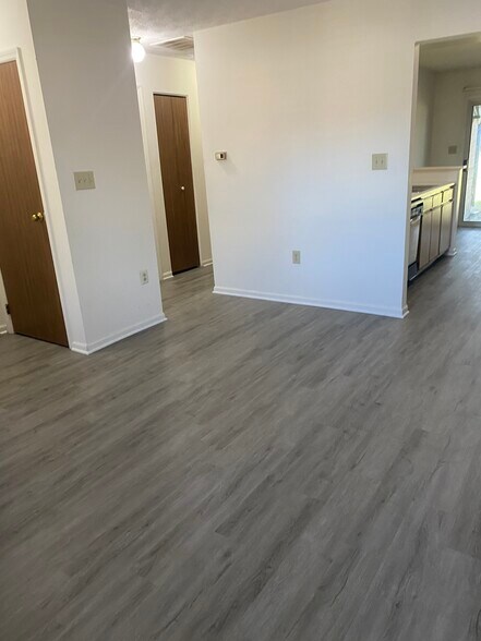 More Photos Of 1206 Union Rd, Englewood Apartments For Sale