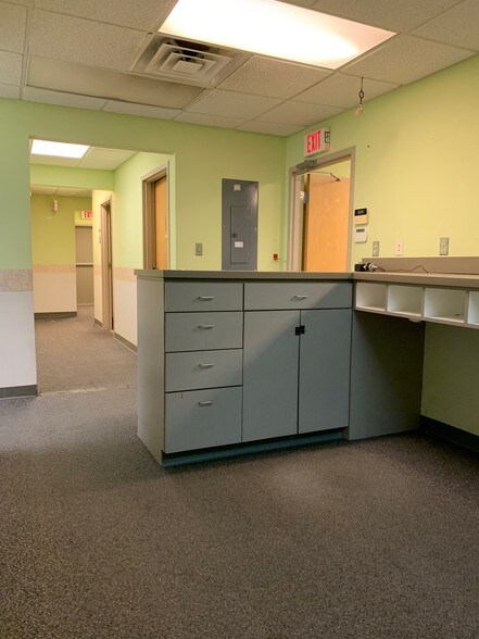 More Photos Of 1151 Pocono Blvd, Mount Pocono Medical For Lease