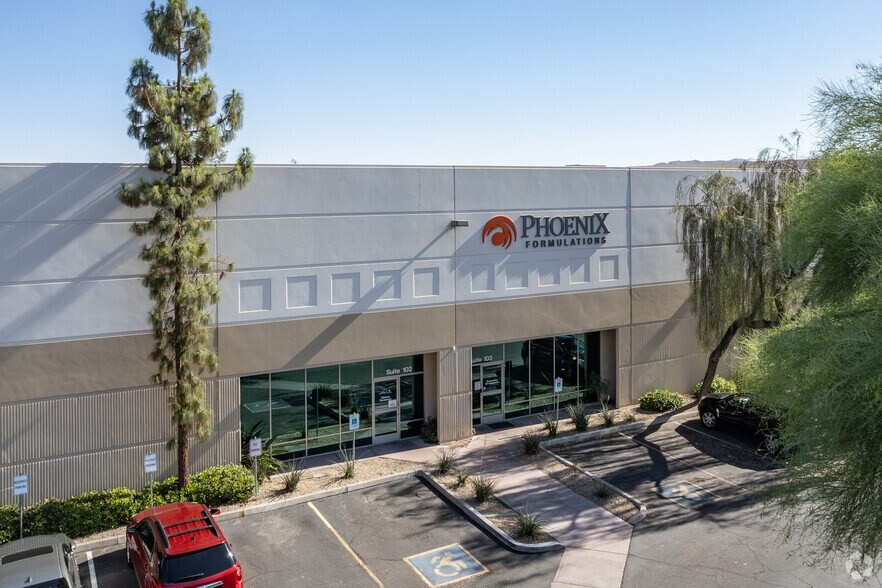 More Photos Of 455 W 21st St, Tempe Warehouse For Lease