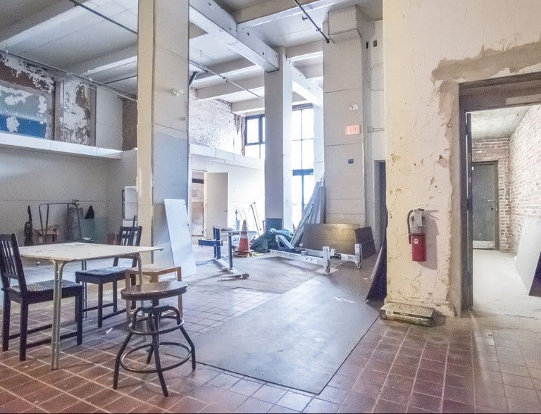 More Photos Of 726-728 Market St, Philadelphia Apartments For Lease
