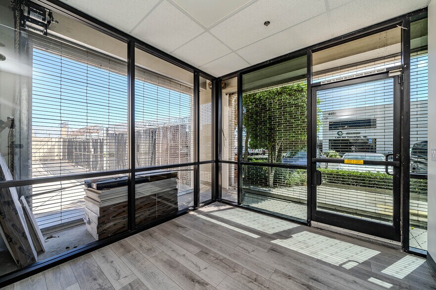 More Photos Of 4569 Firestone Blvd, South Gate Refrigeration Cold Storage For Sale