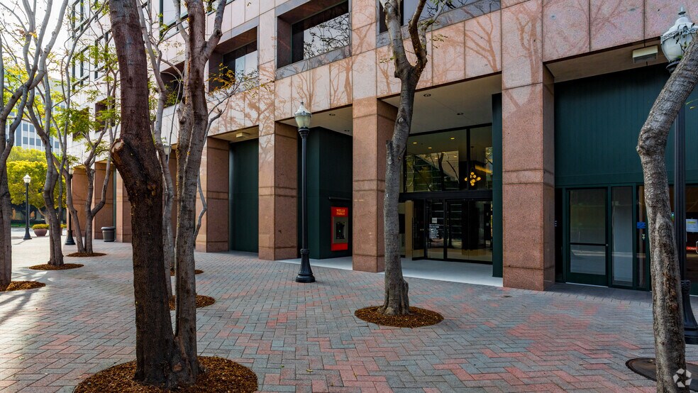 More Photos Of 222 S Harbor Blvd, Anaheim Office For Sale