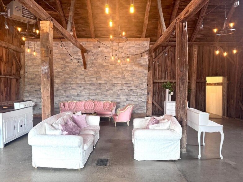 More Photos Of 153-155 Rang Sainte-Sophie, Oka Winery Vineyard For Sale