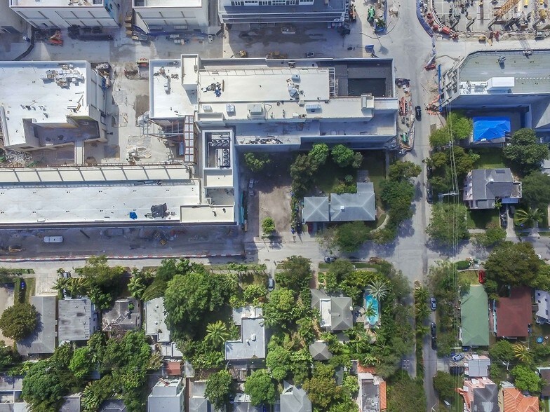 More Photos Of 120-122 NE 42nd St, Miami Land For Sale