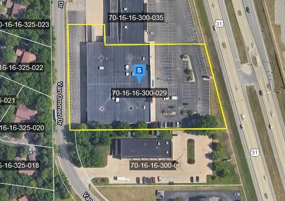 More Photos Of 12610 Felch St, Holland Storefront For Lease