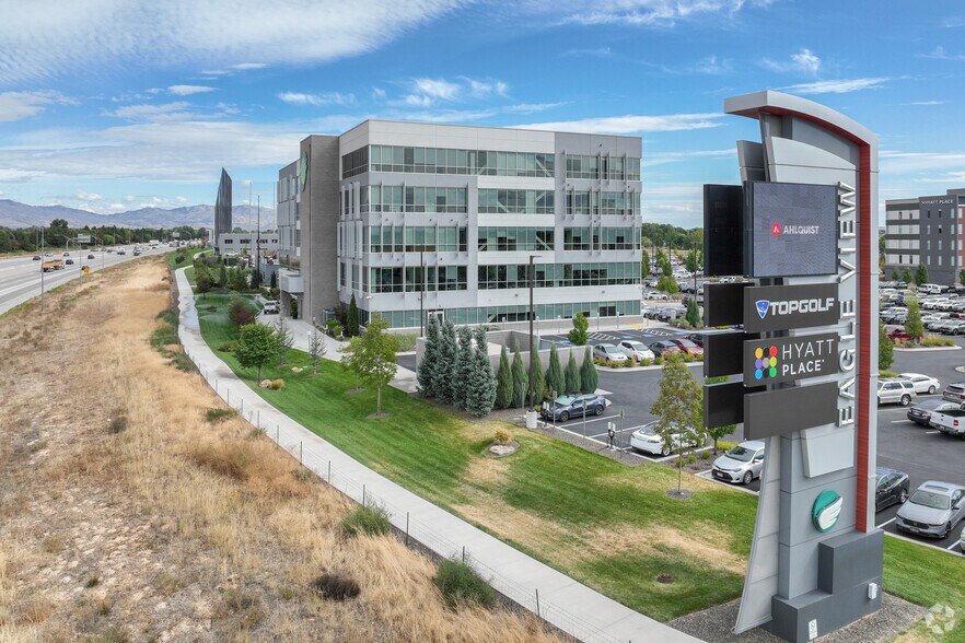 More Photos Of 1111 S Silverstone Way, Meridian Office For Lease
