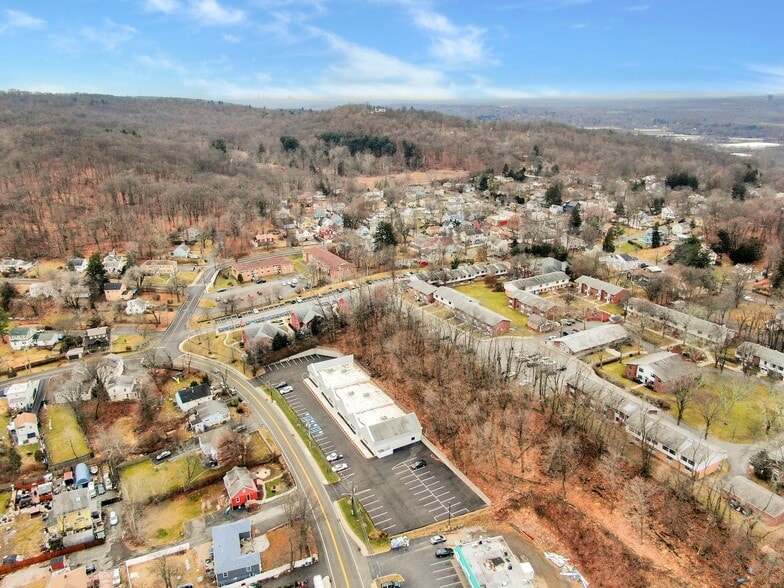 More Photos Of 10 Waldron Ave, Nyack Storefront For Lease