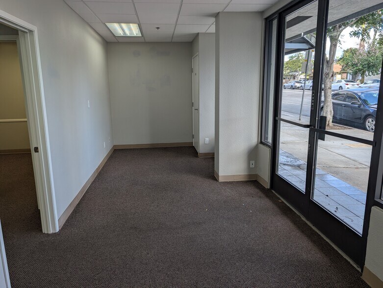 More Photos Of 2828 University Ave, San Diego Multifamily For Sale