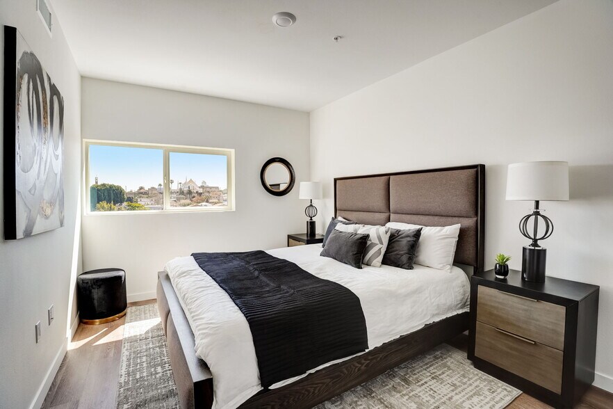 More Photos Of 222 N Alvarado St, Los Angeles Apartments For Sale