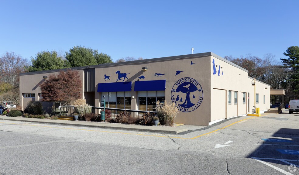 Primary Photo Of 7260 Post Rd, North Kingstown Medical For Lease