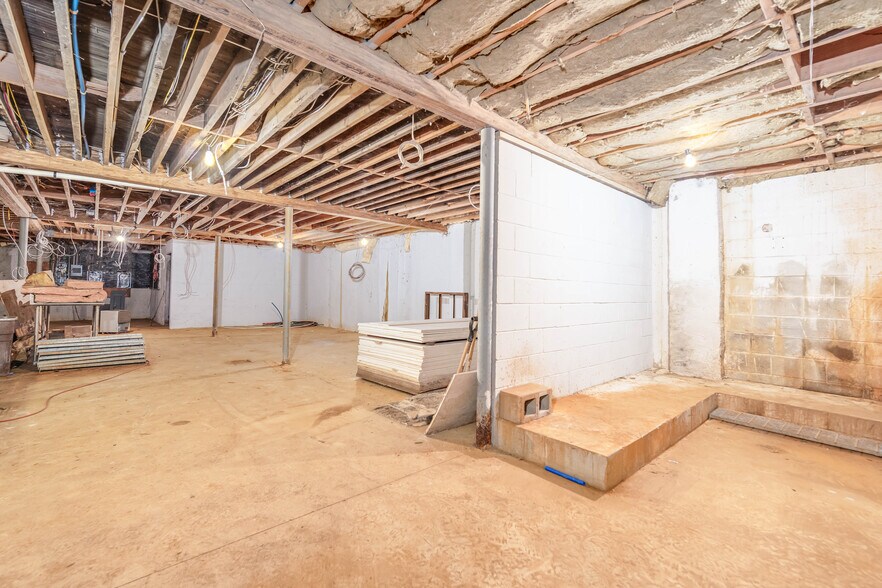 More Photos Of 158 State Route 79 N, Marlboro Restaurant For Sale