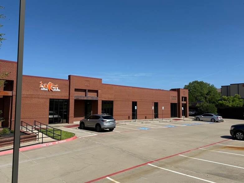 More Photos Of 6116 Oakbend Trl, Fort Worth Medical For Lease