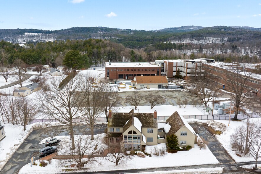 More Photos Of 68 Lyme Rd, Hanover Office Residential For Sale