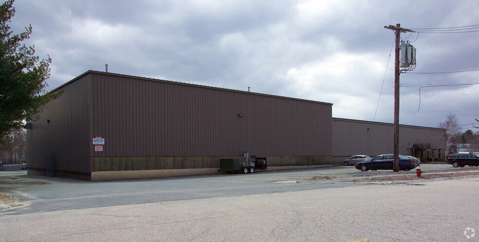 More Photos Of 1 Pequot Way, Canton Warehouse For Lease