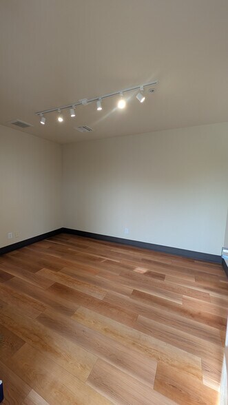 More Photos Of 1010 Fair Ave, Santa Cruz Freestanding For Lease