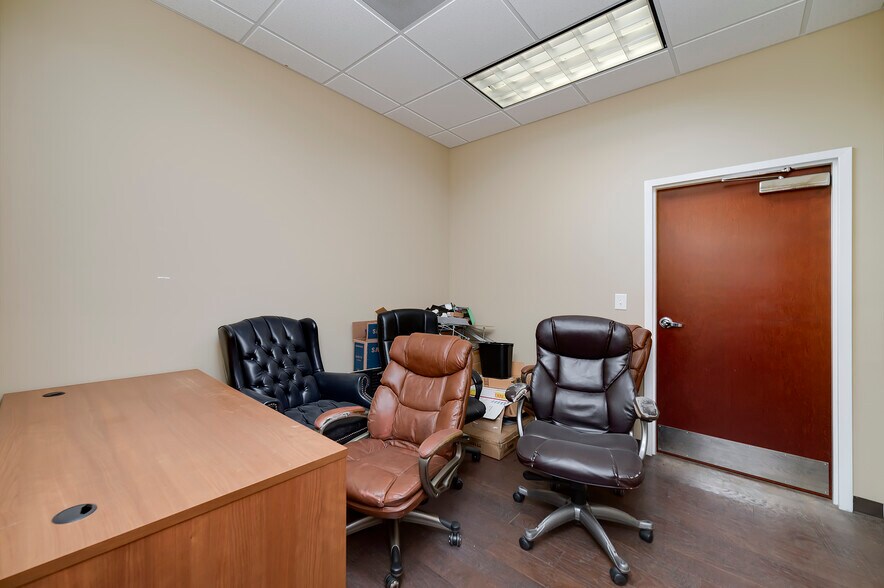 More Photos Of 4611 Ivey Dr, Macon-Bibb Office For Lease