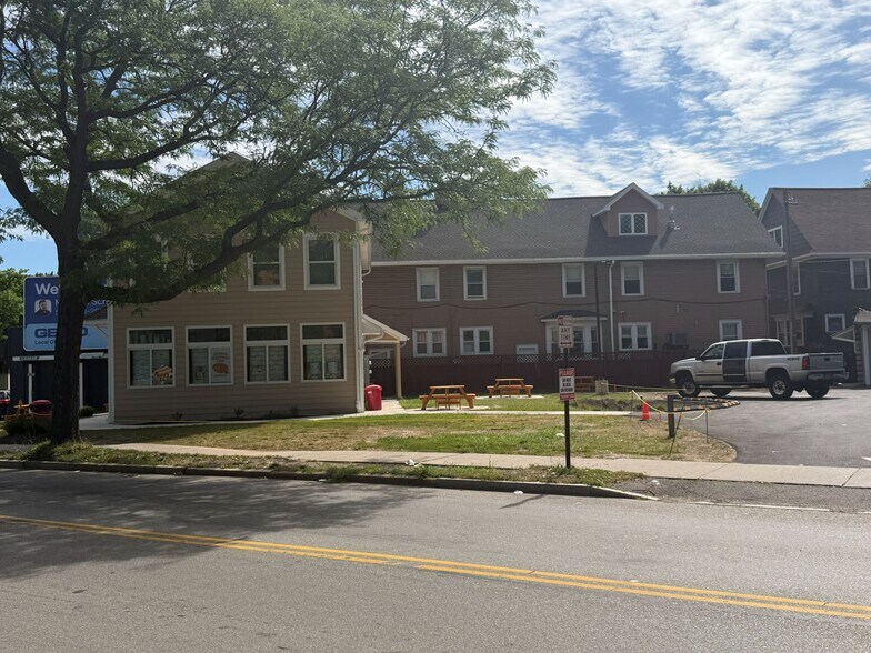 More Photos Of 773 E Main St, Rochester General Retail For Sale
