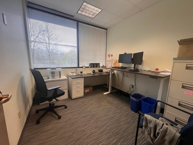 More Photos Of 100 Technology Dr, Trumbull Medical For Lease