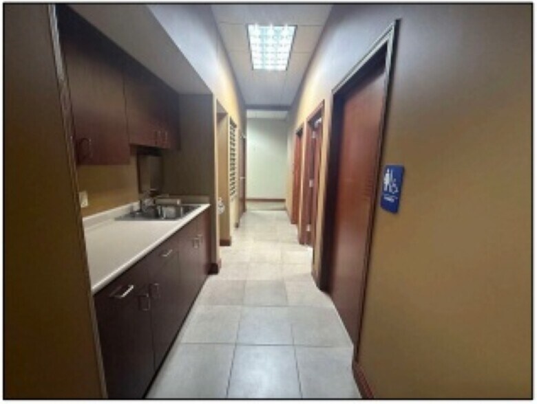 More Photos Of 1771 Indian Wood Cir, Maumee Office For Sale