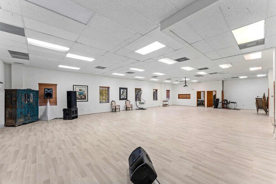 More Photos Of 15165 NW 77th Ave, Miami Lakes Medical For Lease