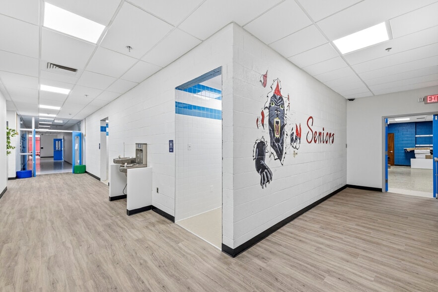 More Photos Of 1400 Panther Dr, Hampstead Schools For Sale