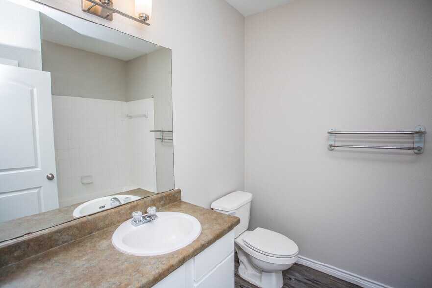 More Photos Of 2627 Oak Dr, Lubbock Apartments For Sale